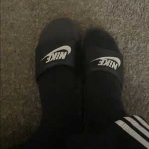 Meet your Posher, Cj